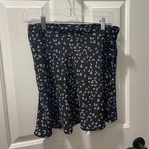 TILLY’S MINI SKIRT